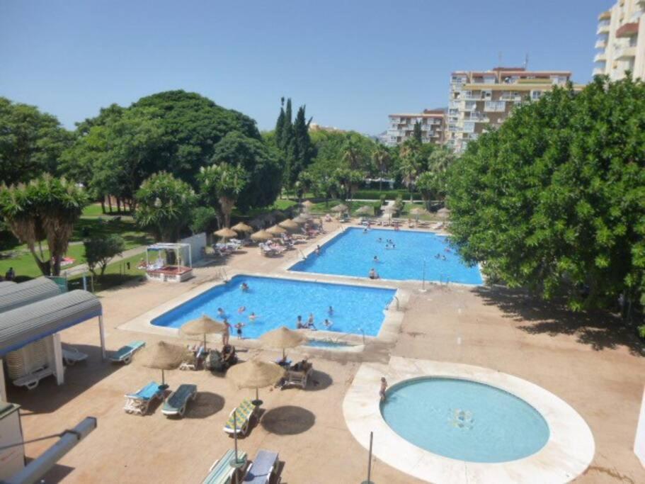 Con Espectacular Vista, Piscinas, Recep 24 Hs Apartamento *